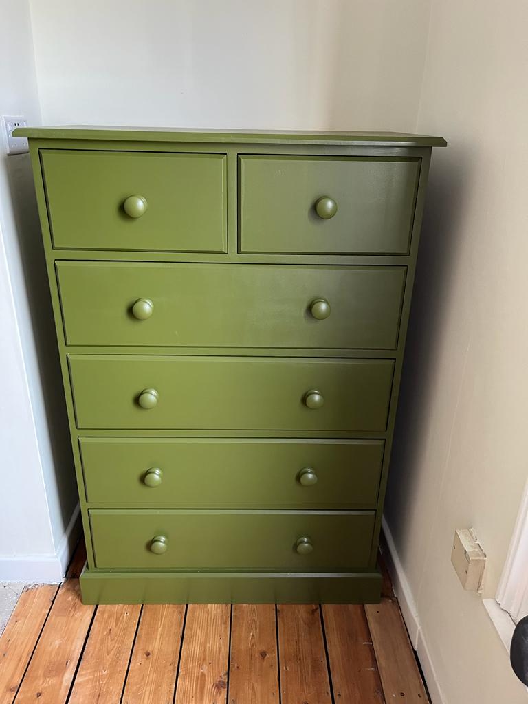 2/4 Chest Of Drawers
