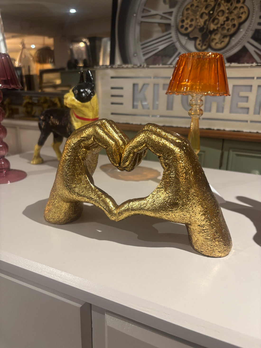 Antique Gold Heart Hands Ornament – Decorative Sculpture